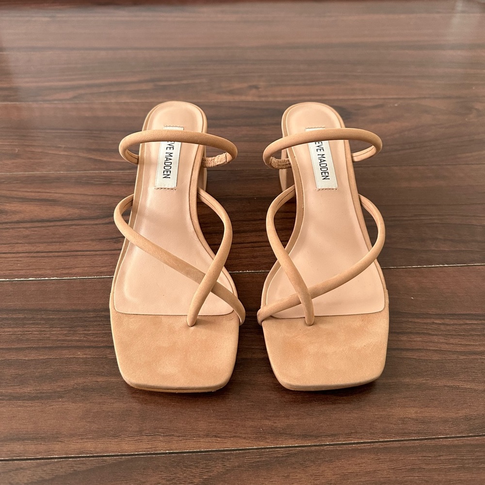 Steve Madden Effie Tan Block Heels, size 6.5